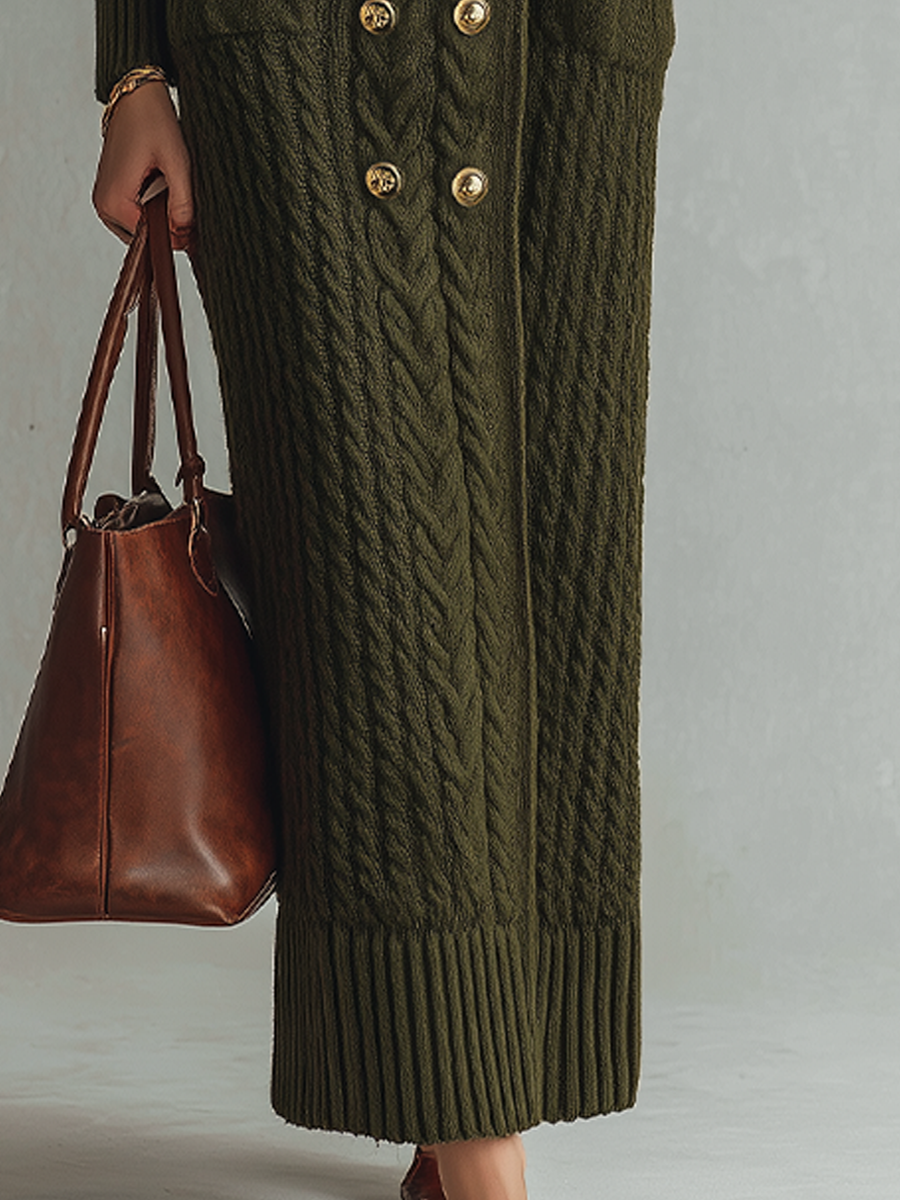 Hilda | Vestido largo de punto trenzado con cuello de piel sintética