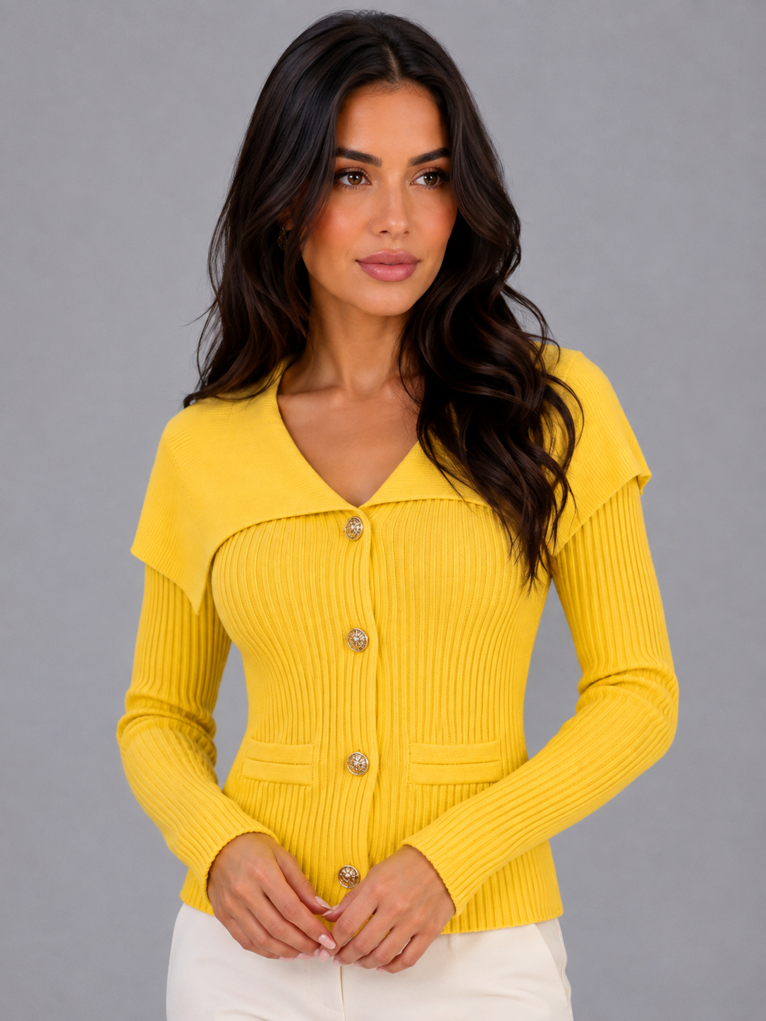 Pauline | Cardigan à col cape et boutons dorés