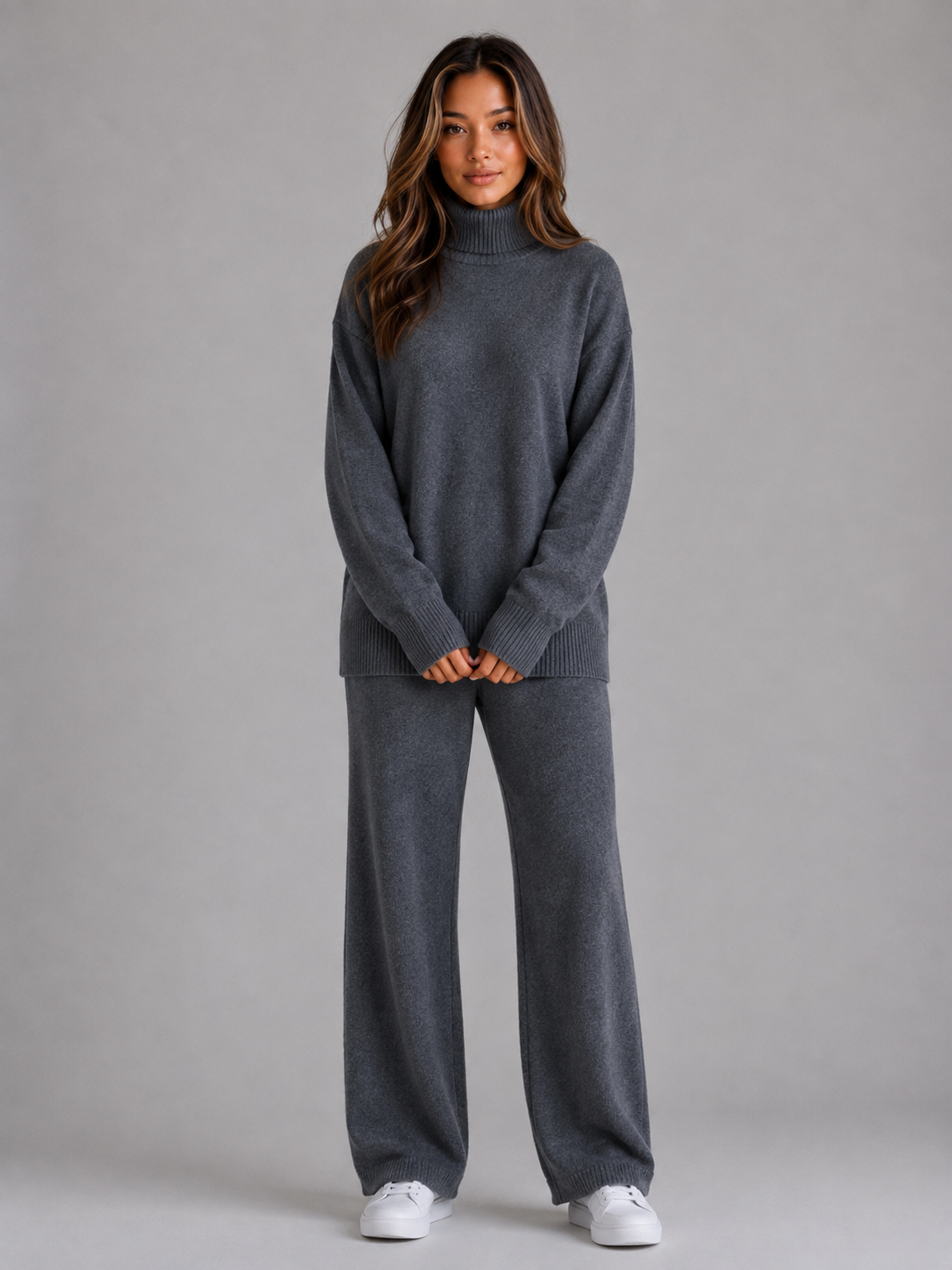 Amara | Conjunto extragrande para estar en casa con cuello vuelto