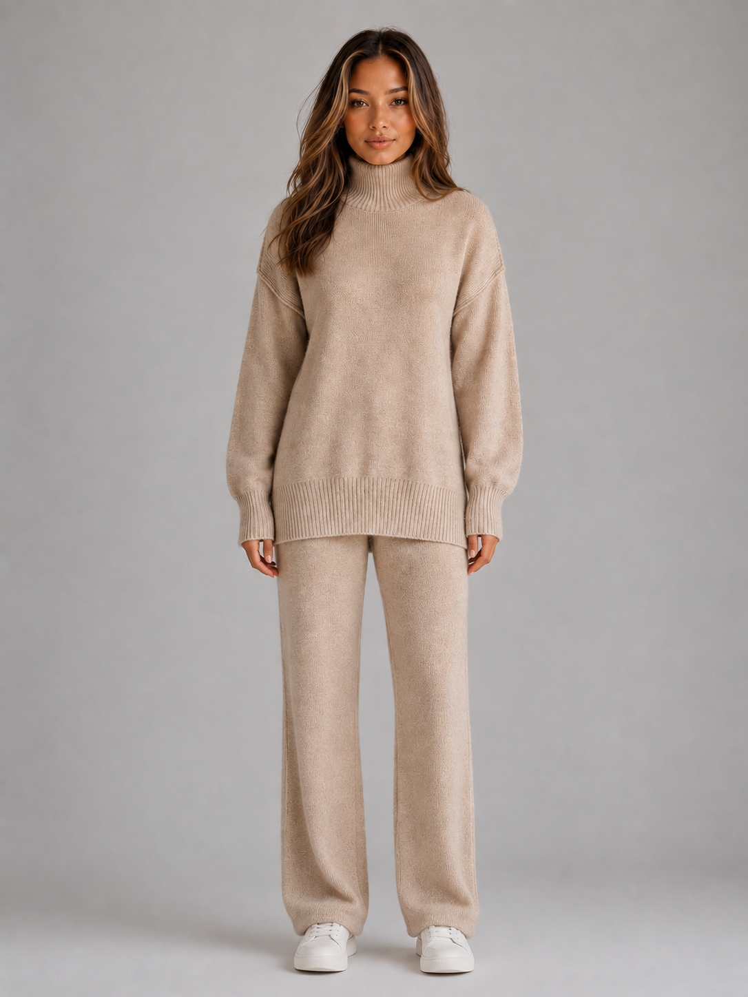 Amara | Conjunto extragrande para estar en casa con cuello vuelto
