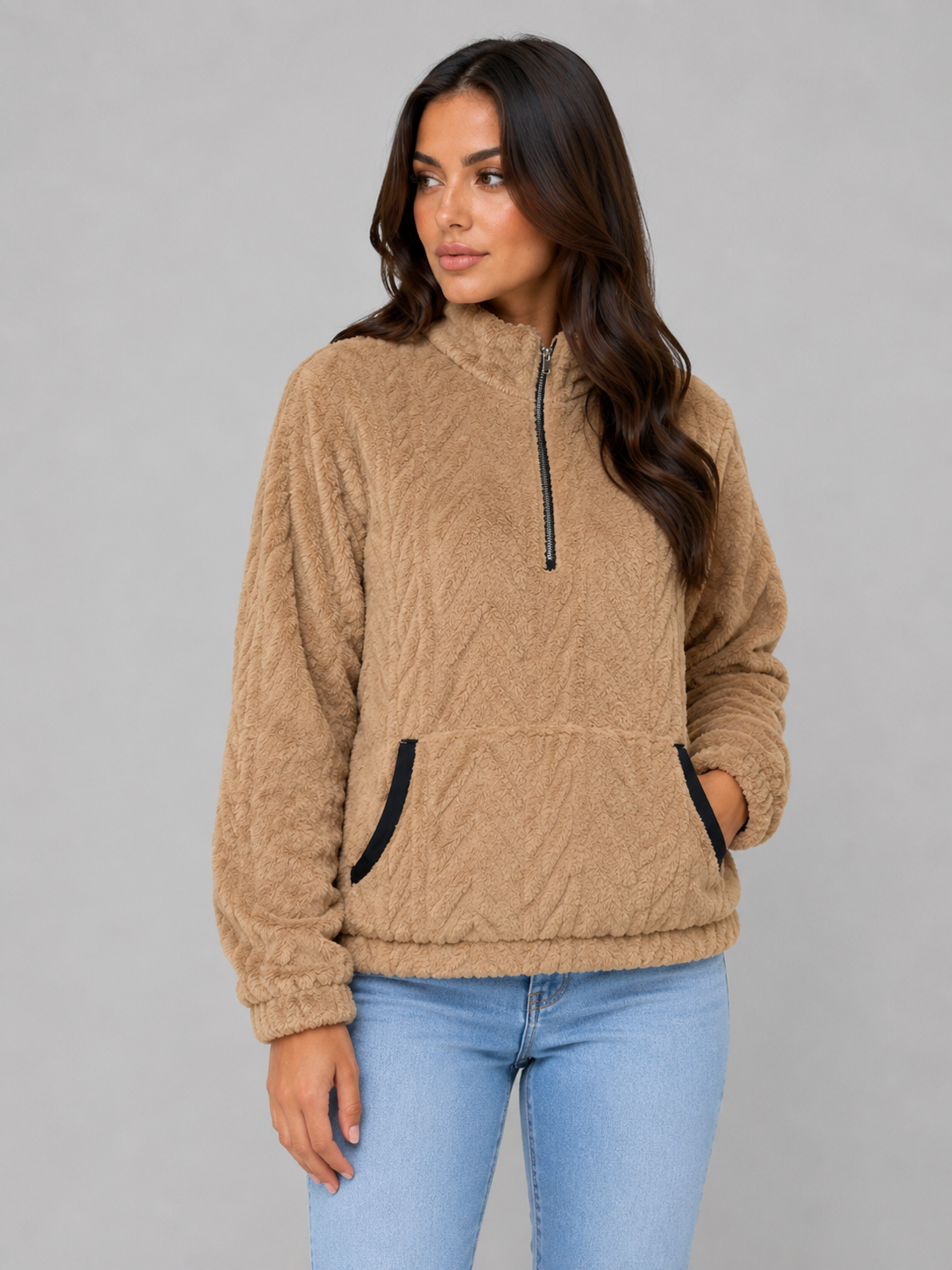 Bernice | Sudadera de felpa de cuello alto con media cremallera