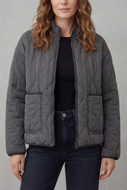 Cavelline | High Neck Wave Quilted Zip Up Jacket