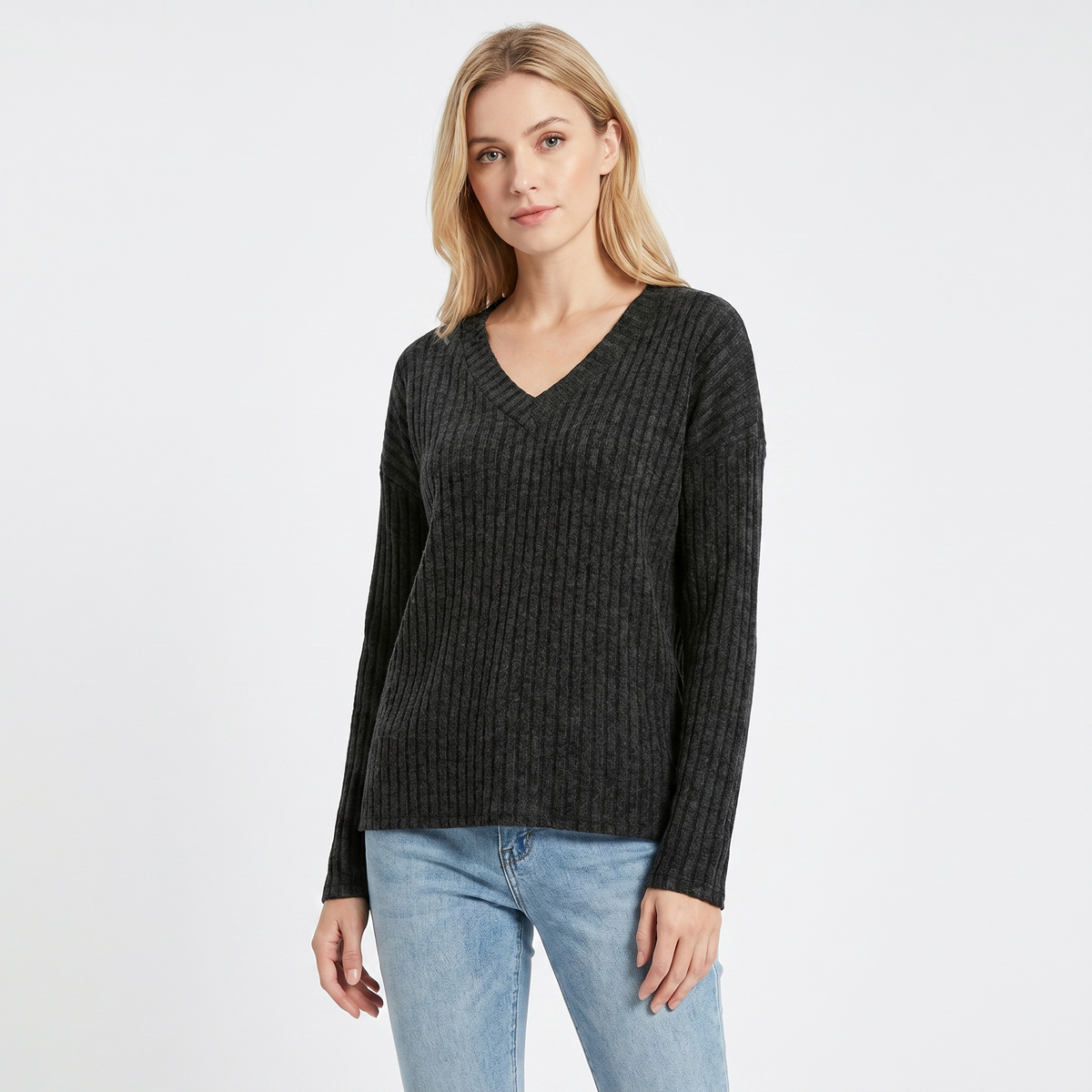 Coraline | Ribbed V-Neck Jumper