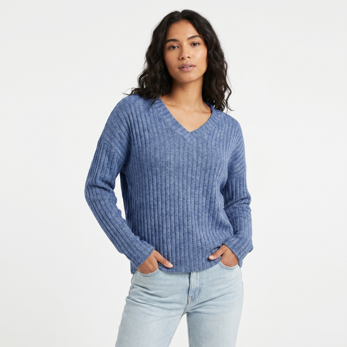 Coraline | Ribbed V-Neck Jumper