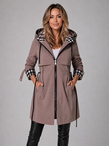 Freda | Impermeable con capucha, cremallera y cintura ajustable