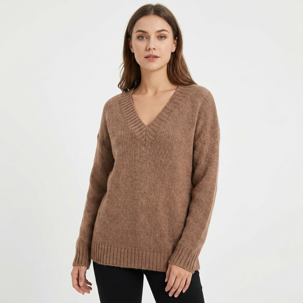 Linden | Relaxed V-Neck Pullover