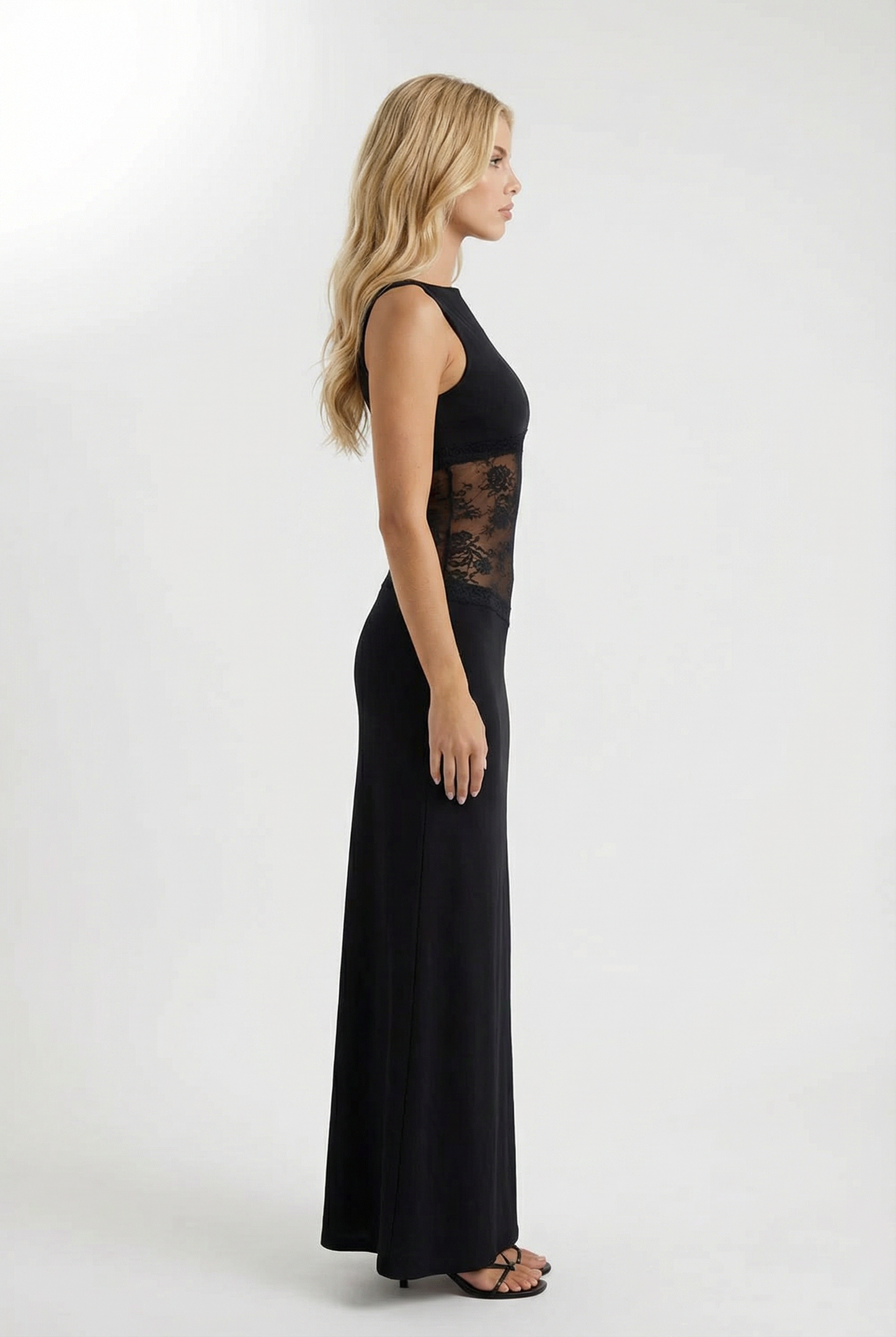 Lucy Lace Maxi Dress