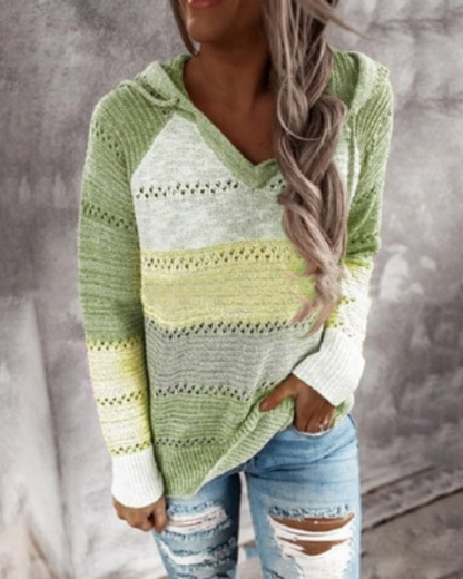 Odina | Kangaroo Pocket Pullover Hoodie