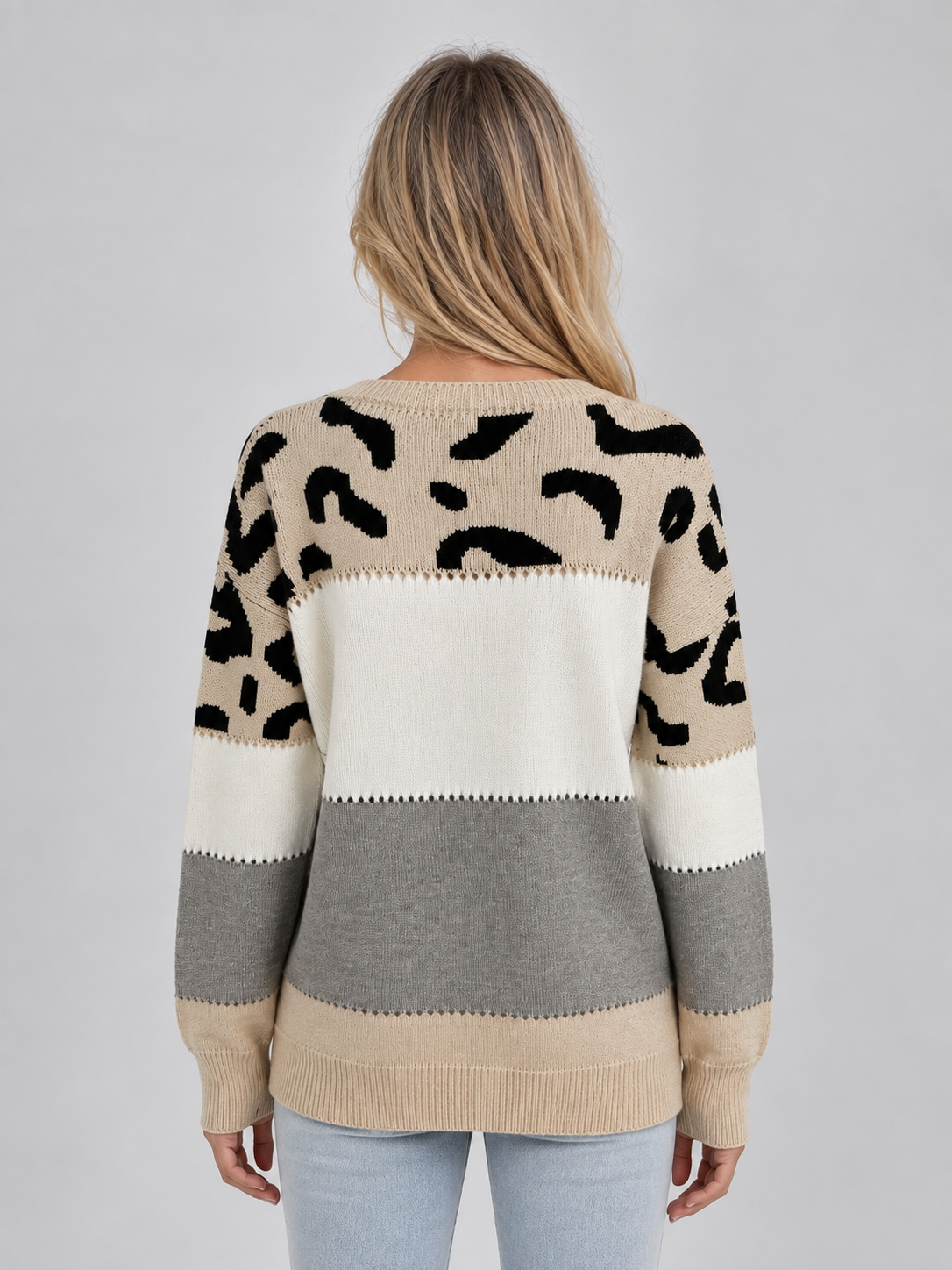 Sylvia | Pull décontracté à col rond et imprimé léopard
